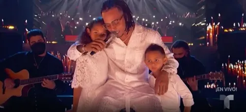« Billboard Latin Music Awards » : Ozuna emmène ses enfants sur...