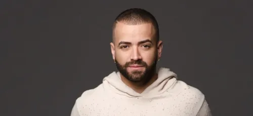 Nacho rompt le silence après des mois d’absence et nie les...