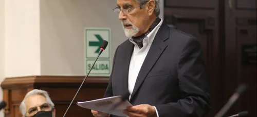 Francisco Sagasti élu nouveau président du Pérou