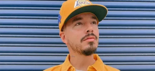 J Balvin partage un message mystérieux et inquiète ses abonnés 