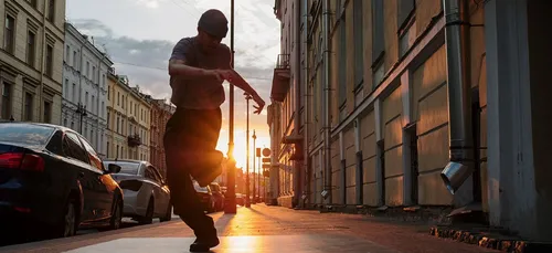 Rétrospective sur les 10 ans de My Beautiful Dark Twisted Fantasy...