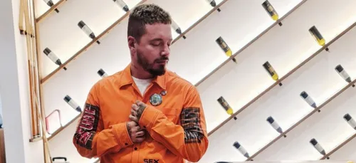 « Nous cherchons des nouveaux sons » : J Balvin aperçu en studio...