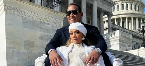 Jennifer Lopez réagit à sa façon aux rumeurs d'infidélité de son...