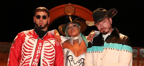 "Location" : Karol G, Anuel AA et J Balvin dévoilent un nouveau...
