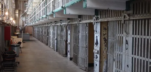 Equateur : des guerres de gangs dans les prisons font au moins 75...