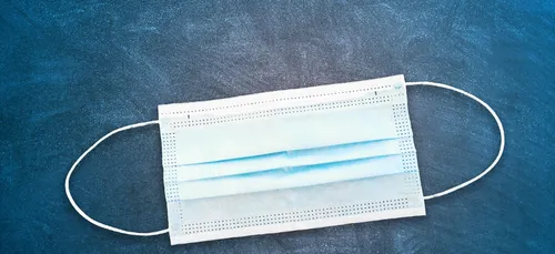 Deux masques obligatoires pour faire ses courses au Pérou