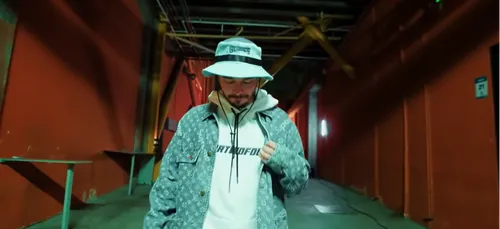 « The Boy From Medellín » : la bande-annonce du documentaire de J...