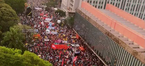 Brésil : de nouvelles manifestations contre Jair Bolsonaro (vidéo)