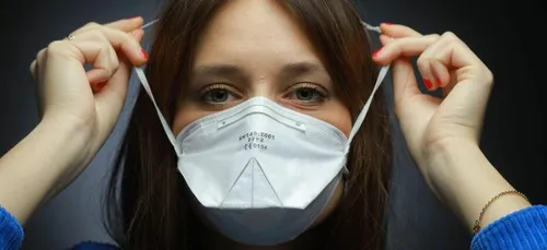 Le masque redevient obligatoire dans les écoles de 39 départements...