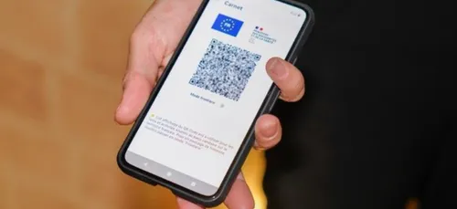 Le pass sanitaire conditionné par la 3è dose, pour les publics les...