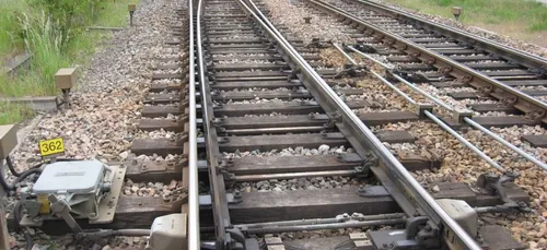 Plusieurs blessés et un incendie, après le déraillement d'un train