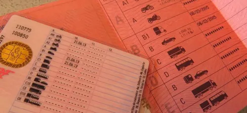 Le permis de conduire à 17 ans, c'est pour janvier 2024