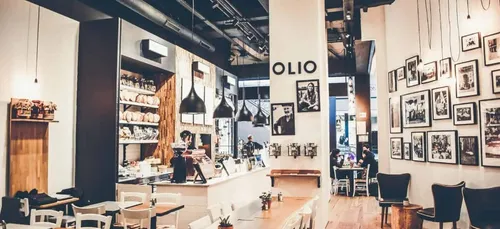 IT Trattoria Englos recrute