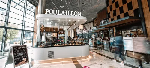 La boulangerie Poulaillon à Lille (CC Euralille) recrute un vendeur...