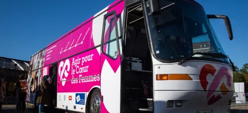 Le bus du cœur des femmes est à Lille