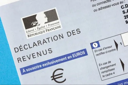Près de 10 millions de foyers français prélevés par le fisc,...