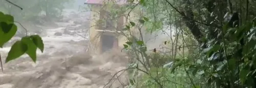 Tempête : 8 à 11 personnes sont portées disparues ce soir dans les...