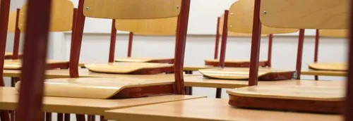 Les écoles, les collèges et les lycées vont rester ouverts