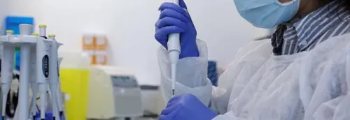 Pour la première fois, un homme a été infecté en France une...