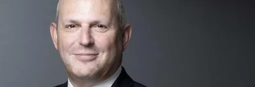 "Le couvre-feu fonctionne très bien en France" se félicite Jérôme...