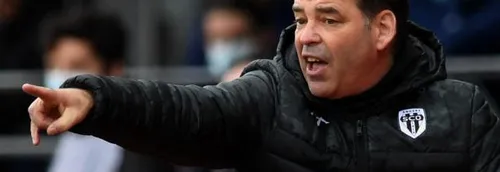 Entraîneur depuis 10 ans au SCO Angers, Stéphane Moulin quittera le...