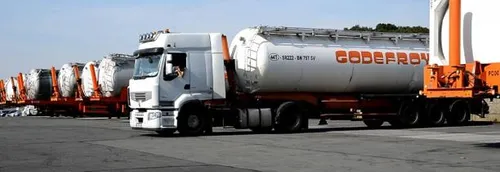 La société "Transports Godefroy" à Arras recrute un conducteur...