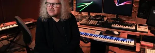 Johnny Hallyday : Nouvel album symphonique dirigé par Yvan Cassar...