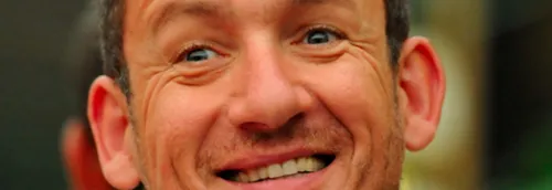 Quand Dany Boon se moque de Jeff Bezos  VIDEO