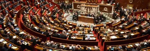 L'Assemblée nationale vote contre le pass sanitaire pour les...