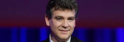 Arnaud Montebourg officialise sa candidature à l’élection...