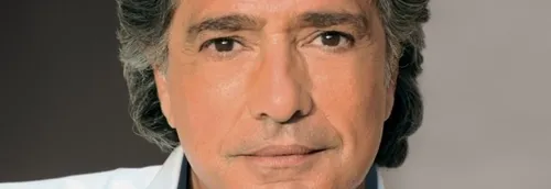 Frédéric François dans le Grand Studio de Mona FM