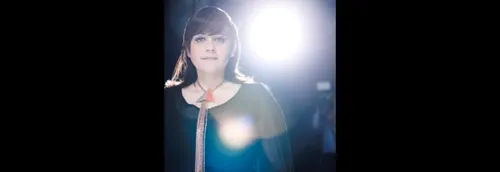 Lisa Angell dans le Grand Studio de Mona FM