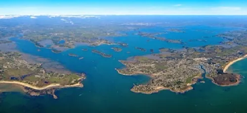 L'île d'Ilur, dans le Golfe du Morbihan, est officiellement...