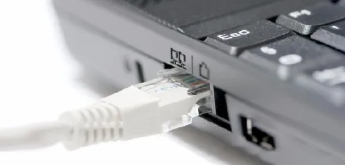 Le très haut débit Internet se répand doucement mais sûrement dans...