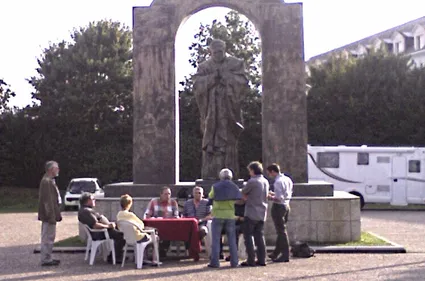 Le déplacement de la statue de JPII, à Ploërmel, est en bonne voie