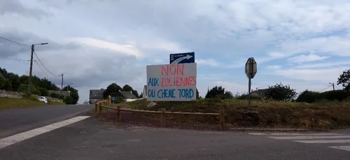 Lle combat de la commune de Monterrein contre le projet éolien du...