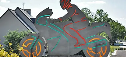 Coup dur pour la Madone des motards