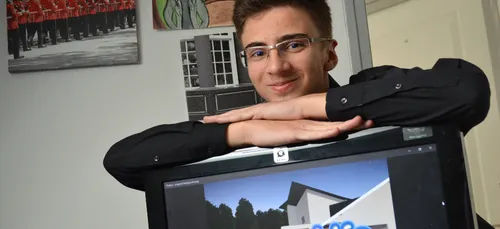 A 15 ans il conçoit un grand jeu vidéo en ligne