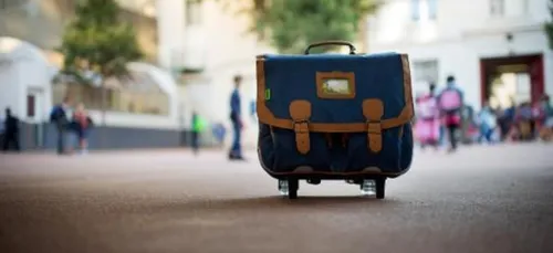 Comment porter un cartable de 2kg sans se faire mal au dos ?