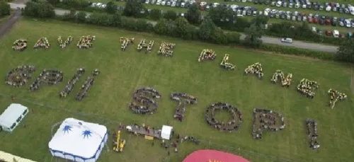 Rassemblement des Zadistes de NDDL ce midi devant la préfecture de...