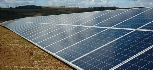 La ferme solaire de Baud est sur les rails