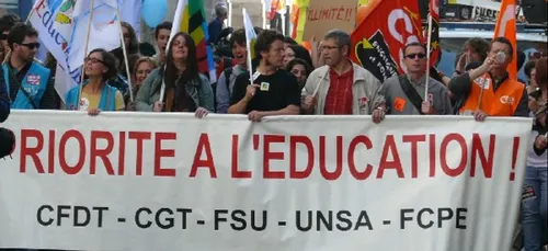 Le taux de grévistes chez les enseignants, hier, serait de 11% dans...