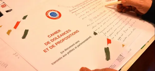 Après plus d'un mois de mobilisation des GJ, de nombreuses communes...