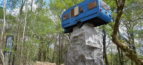 Dormir, manger, boire, s'amuser, s'instruire