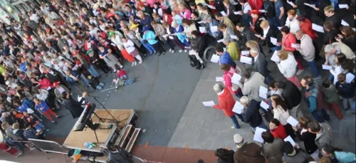 Nous sommes le 21 juin, c'est l'été... et c'est la 38e fête de la...