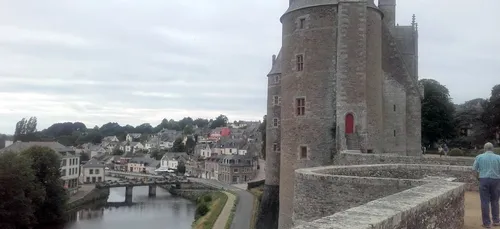 Près de 10 000 personnes ont envahi les rues de Josselin ce WE