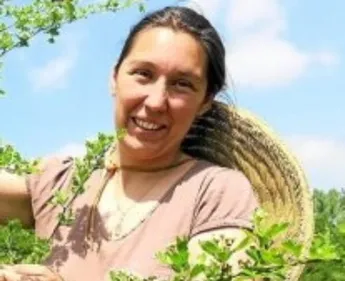 LES BIENFAITS DES PLANTES AVEC MARIE LE ROY : LE MILLEPERTUIS