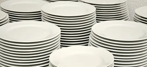 Vaisselle cassée ........vaisselle payée