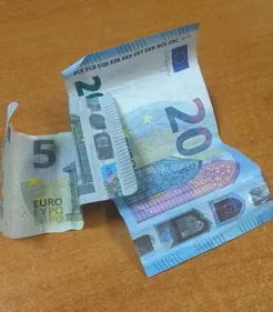 24,30€