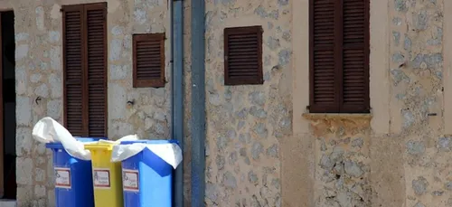 Des bacs jaunes pour remplacer les sacs à Pont-Aven ( 29 )